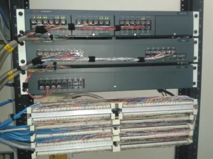 sistronic centrales telefónicas avaya instalación configuración