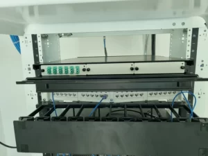 sistronic instalación fibra óptica edificios odf gabinete